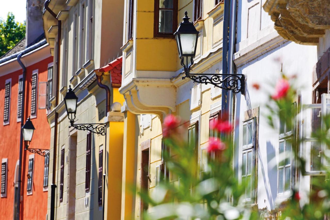 Hotel Domus Collis Győr Eksteriør billede