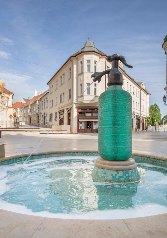 Hotel Domus Collis Győr Eksteriør billede