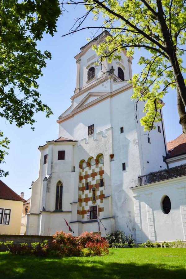 Hotel Domus Collis Győr Eksteriør billede