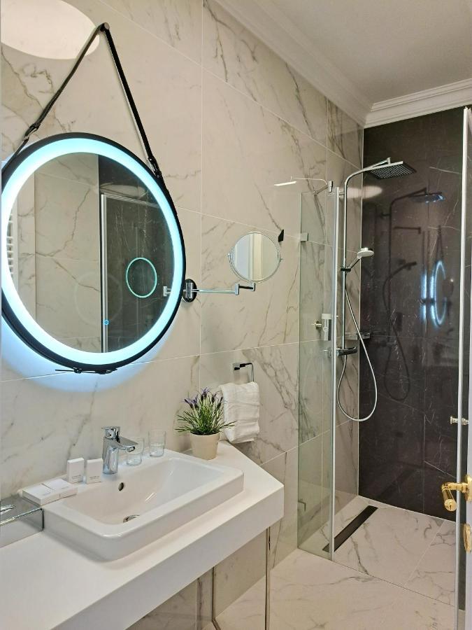 Hotel Domus Collis Győr Eksteriør billede