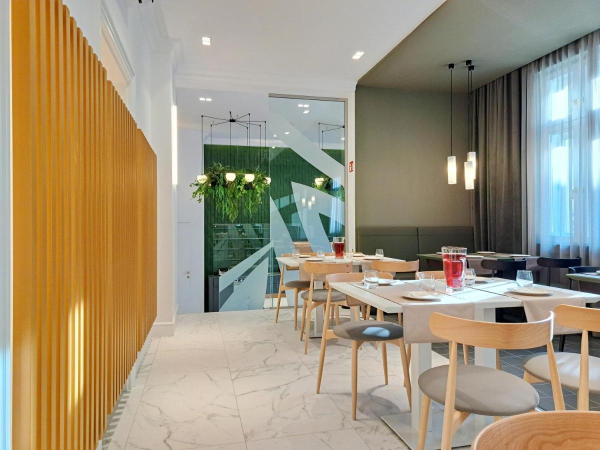 Hotel Domus Collis Győr Eksteriør billede